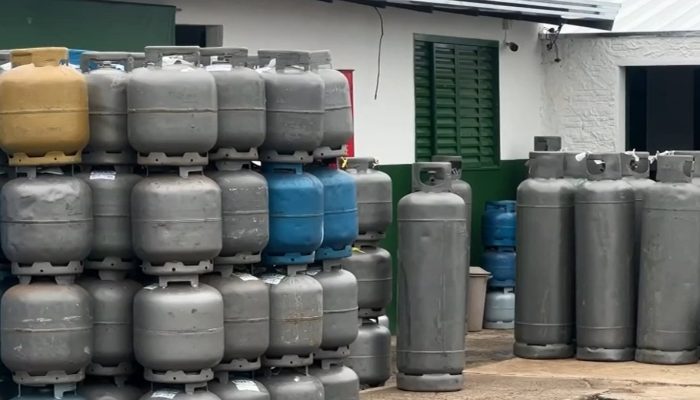 Botijão de gás fica até R$ 9 mais caro no Paraná